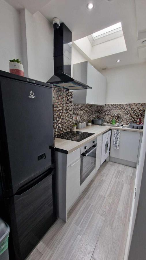 Skyview Strathnairn Apartment 1 카디프 외부 사진